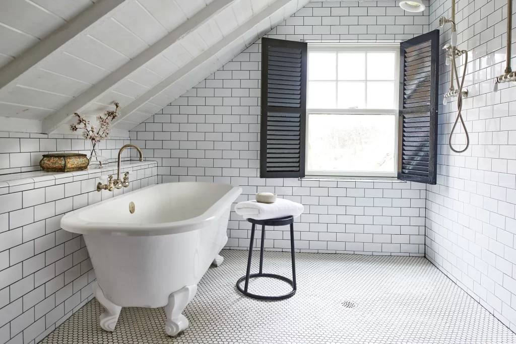 Subway Tile vs. Metro Tiles: Unveiling the Differences 
