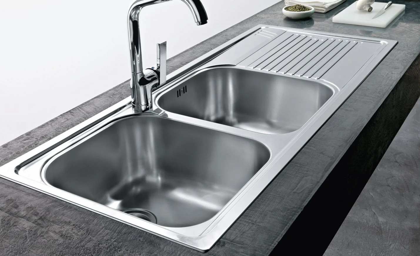 Choosing the Right Size and Configuration - Double Bowl Kitchen Sink