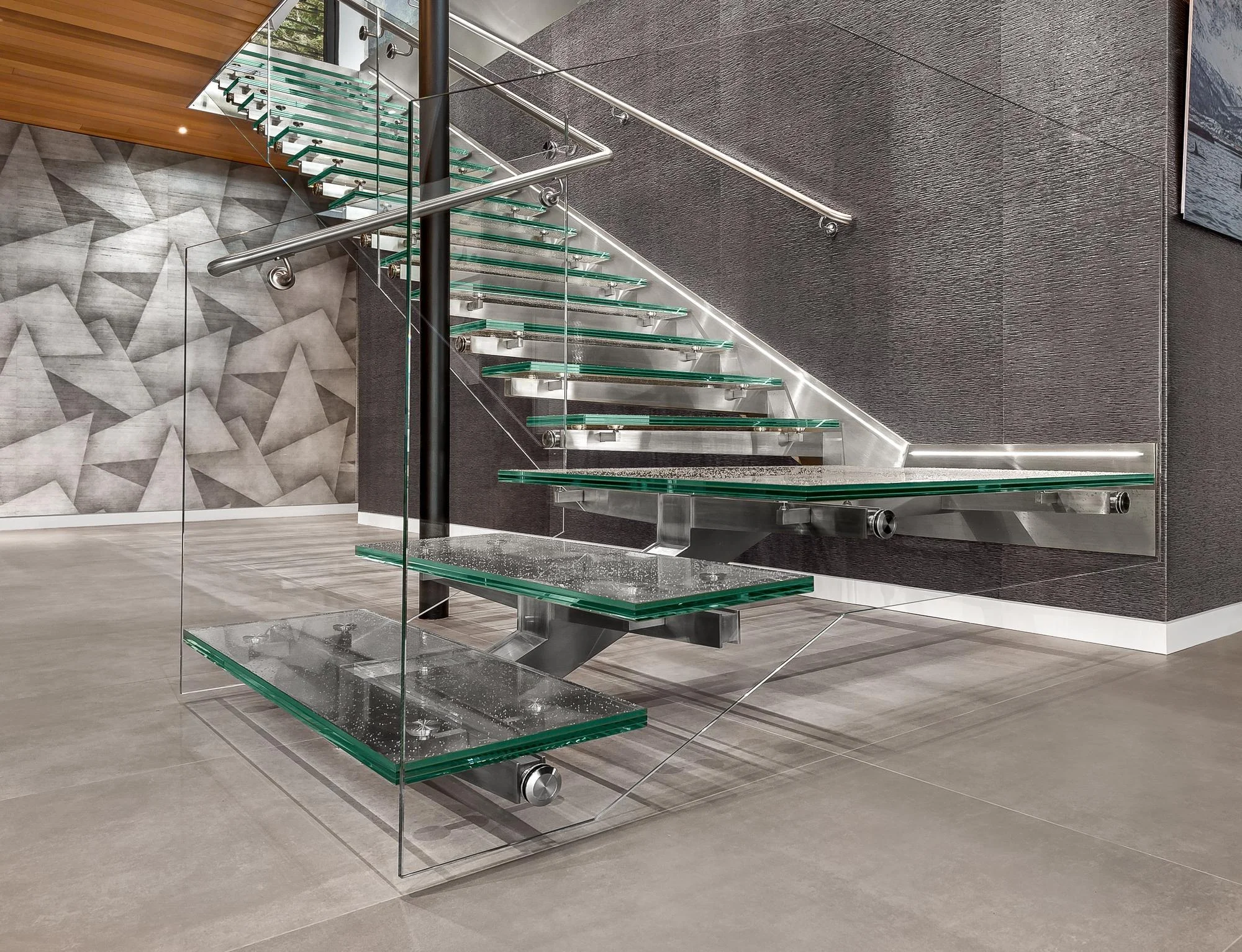 Inspiring Staircase Tiles Types & Design for a Stylish Interior